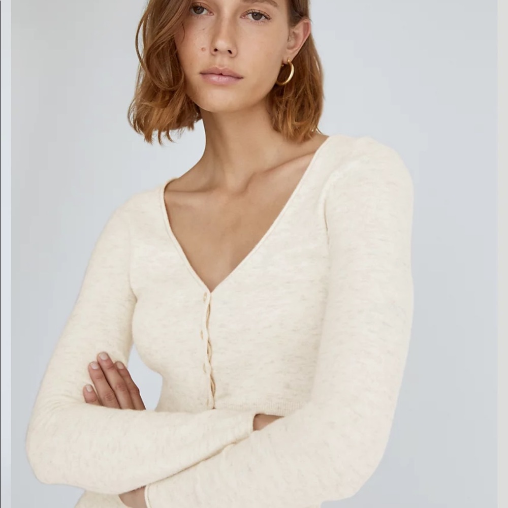 Aritzia Wilfred v-neck cardigan.